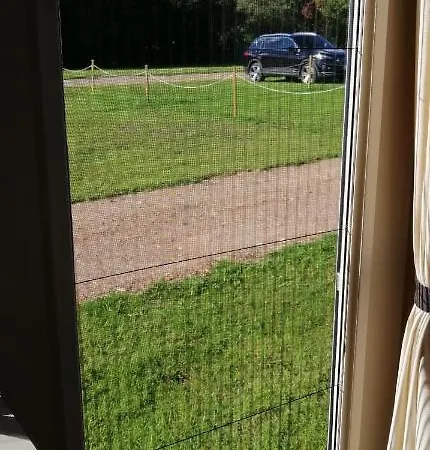 Mietwohnwagen Auf Dem Campingplatz Westerkoog Bei Busum Hedwigenkoog
