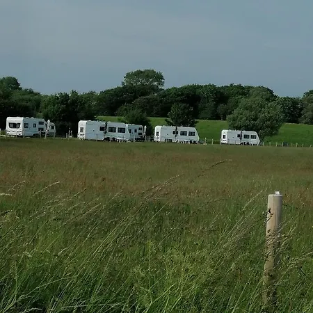Mietwohnwagen Auf Dem Campingplatz Westerkoog Bei Busum אתר קמפינג *